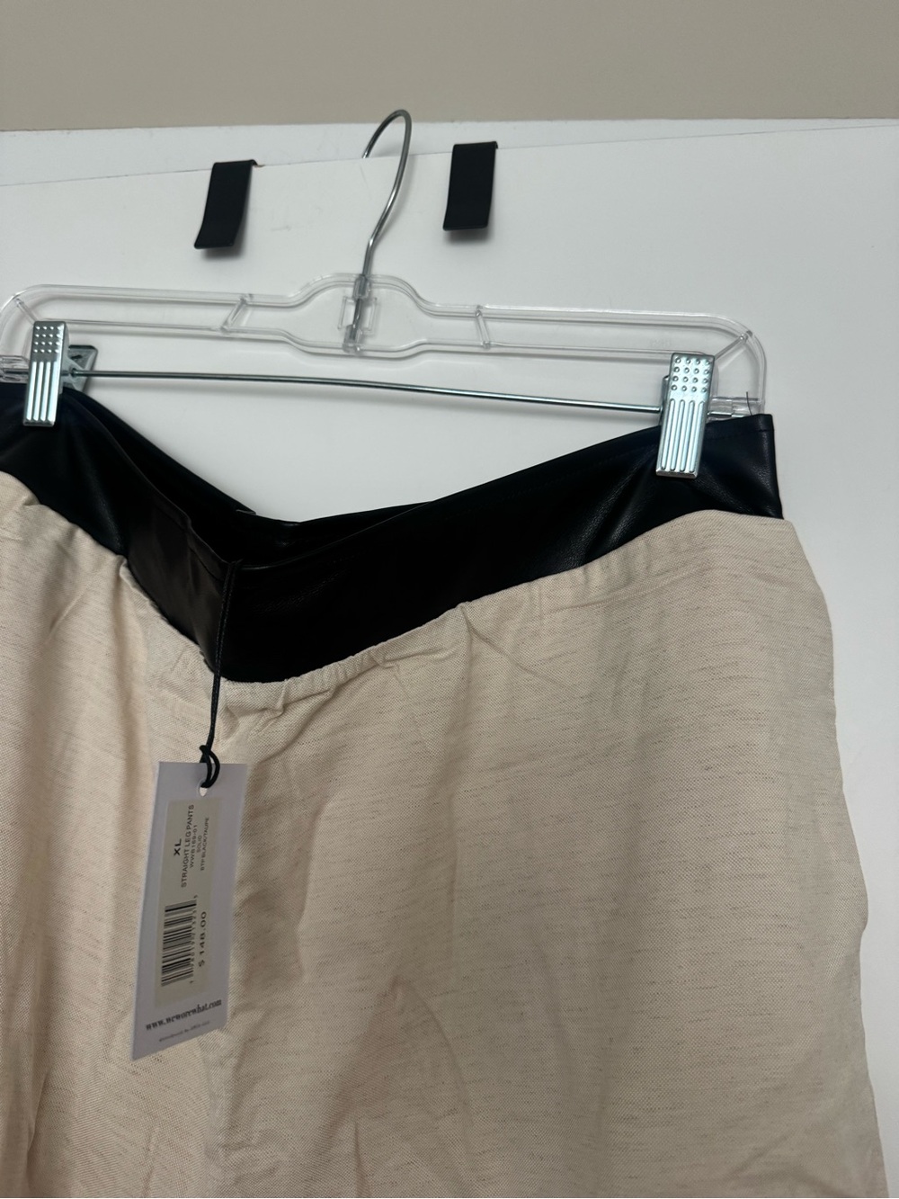 Women’s Linen-Blend Pants with Black Leather Waistband